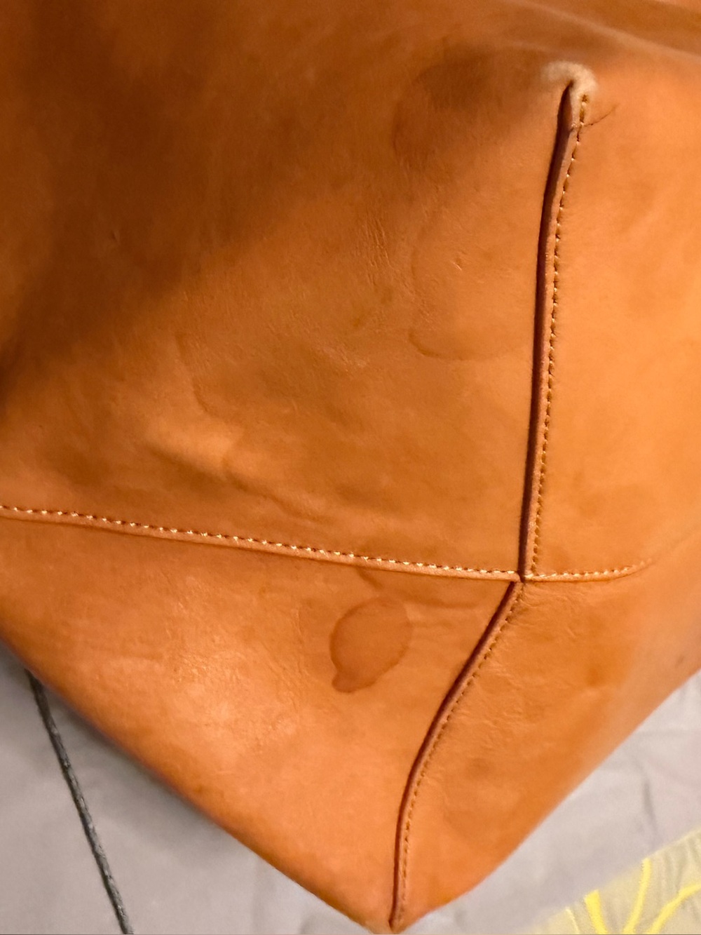 Mansur Gavriel Large Everyday Tote Bag + Zip Pouch | Italian Leather | Tan/Cuoio - Picture 7 of 13